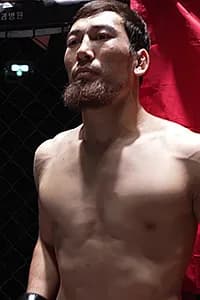 アディレット・ヌルマトフ