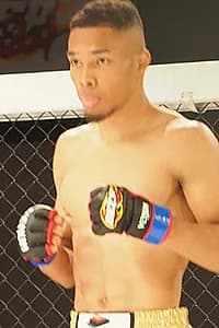 寧仁太・アリ