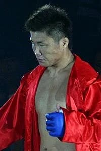 金泰泳
