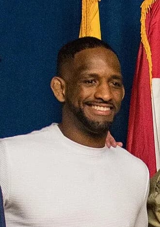 ニール・マグニー