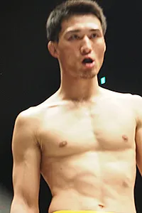 余勇利