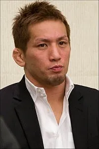 光岡エイジ