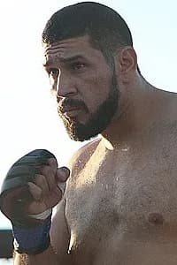Carlos Flores
