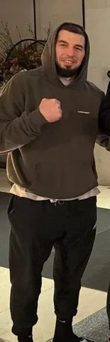 アブス・マゴメドフ