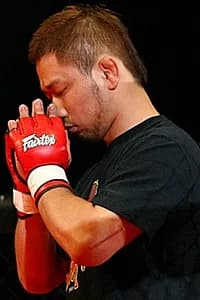 戸井田克也