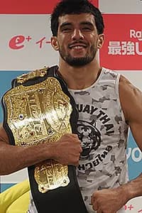 イルホム・ナジモフ