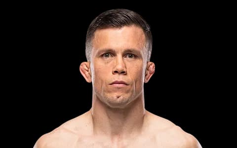 ダニエル・バレス