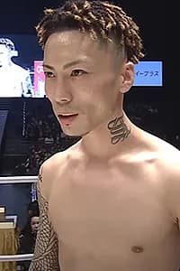 篠塚辰樹