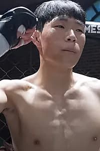 ヨン・ス・ジョン