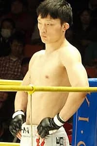 キム・デミョン