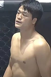 ミン・ヒョン・キム