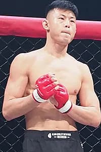 亀井晨佑