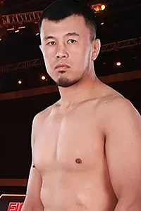 ルスタムベク・ヌルジャノフ