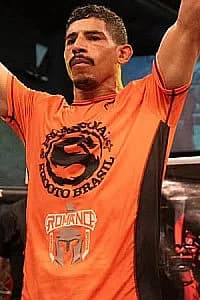 Jhonatan Santos