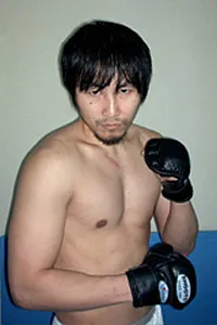 尾松賢