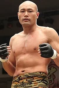 新村優貴