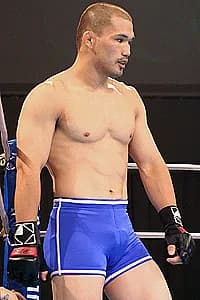 松井駿介