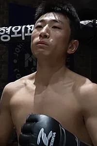 Chang Min Lee