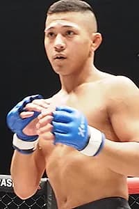 山﨑聖哉