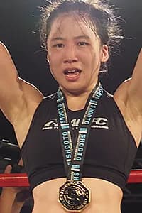 ソヨン・パク