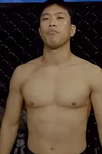 キム・ジェウン