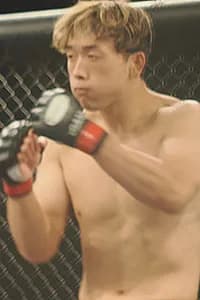 安海健人